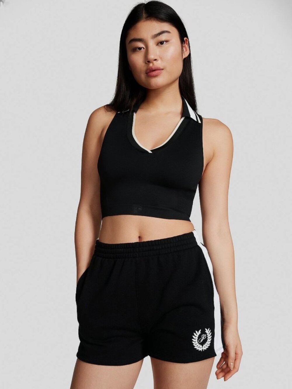 PINK Victoria's Secret Black Ivy Fleece Sweat Shorts White Crest Logo XXL NWT